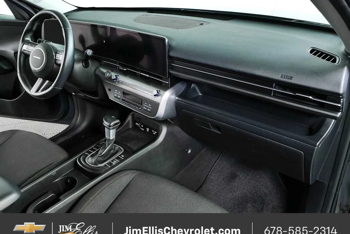 2024 Hyundai Kona SEL thumbnail 22