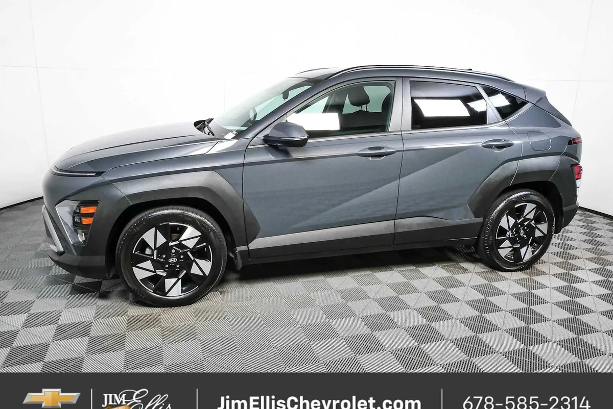 2024 Hyundai Kona SEL thumbnail 28