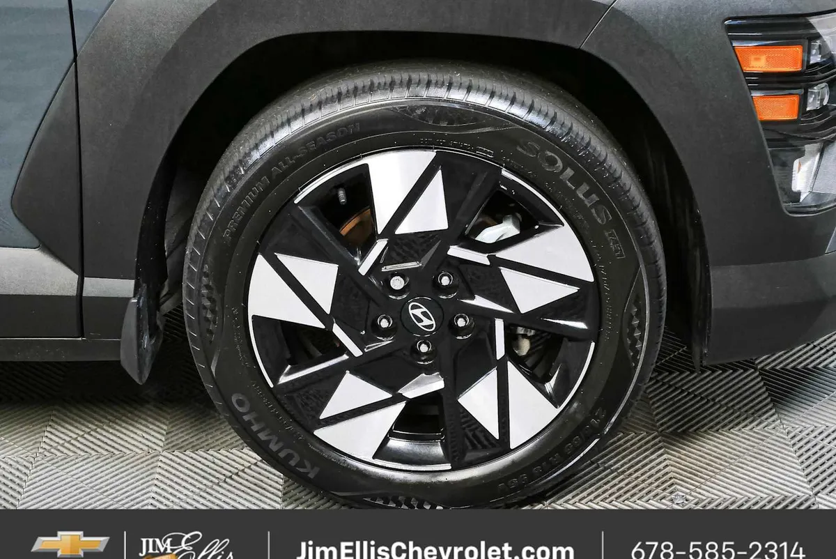 2024 Hyundai Kona SEL thumbnail 31