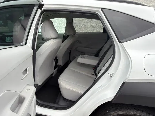 2024 Hyundai Kona SEL thumbnail 19
