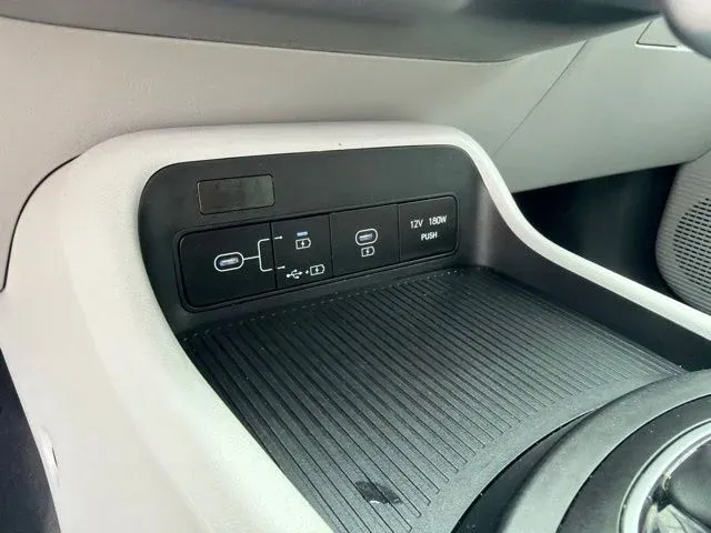 2024 Hyundai Kona SEL thumbnail 43