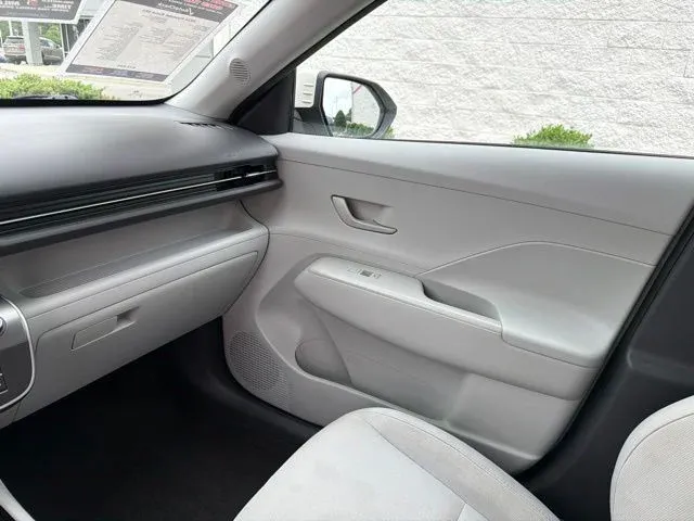 2024 Hyundai Kona SEL thumbnail 45