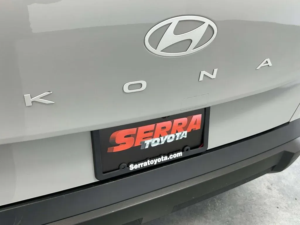 2024 Hyundai Kona SEL thumbnail 10