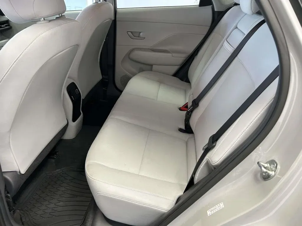 2024 Hyundai Kona SEL thumbnail 13