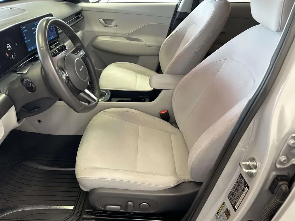 2024 Hyundai Kona SEL thumbnail 14