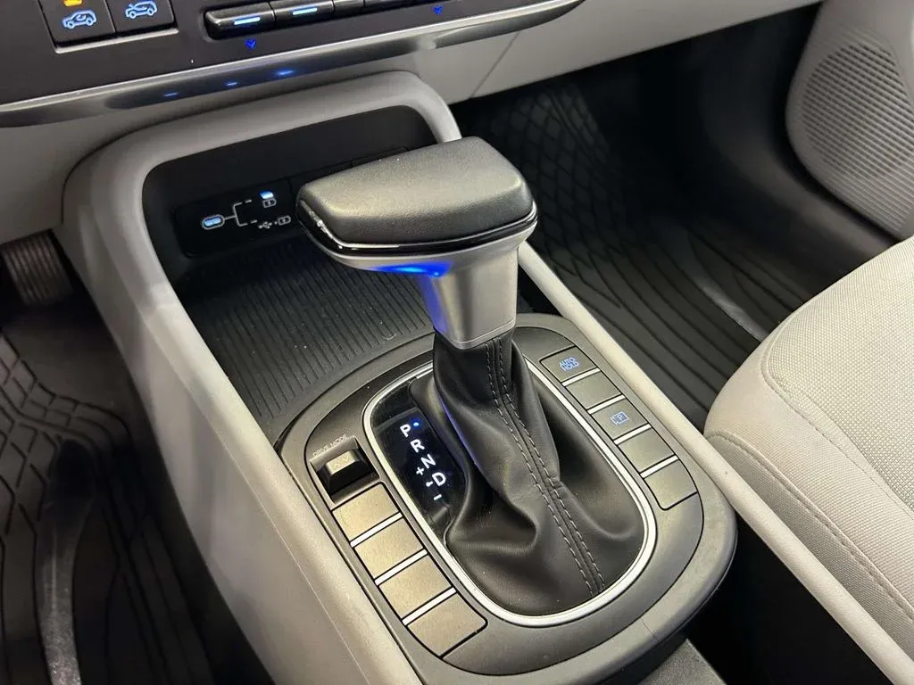 2024 Hyundai Kona SEL thumbnail 20