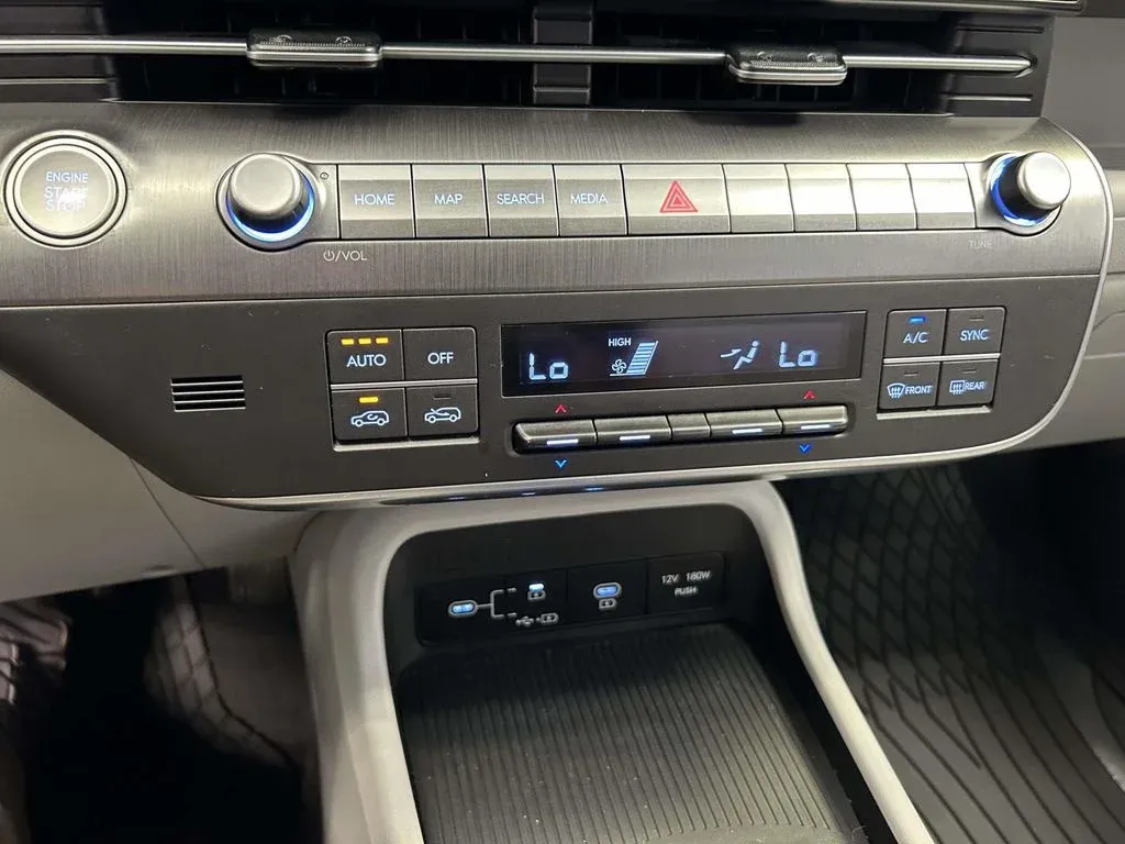 2024 Hyundai Kona SEL thumbnail 22