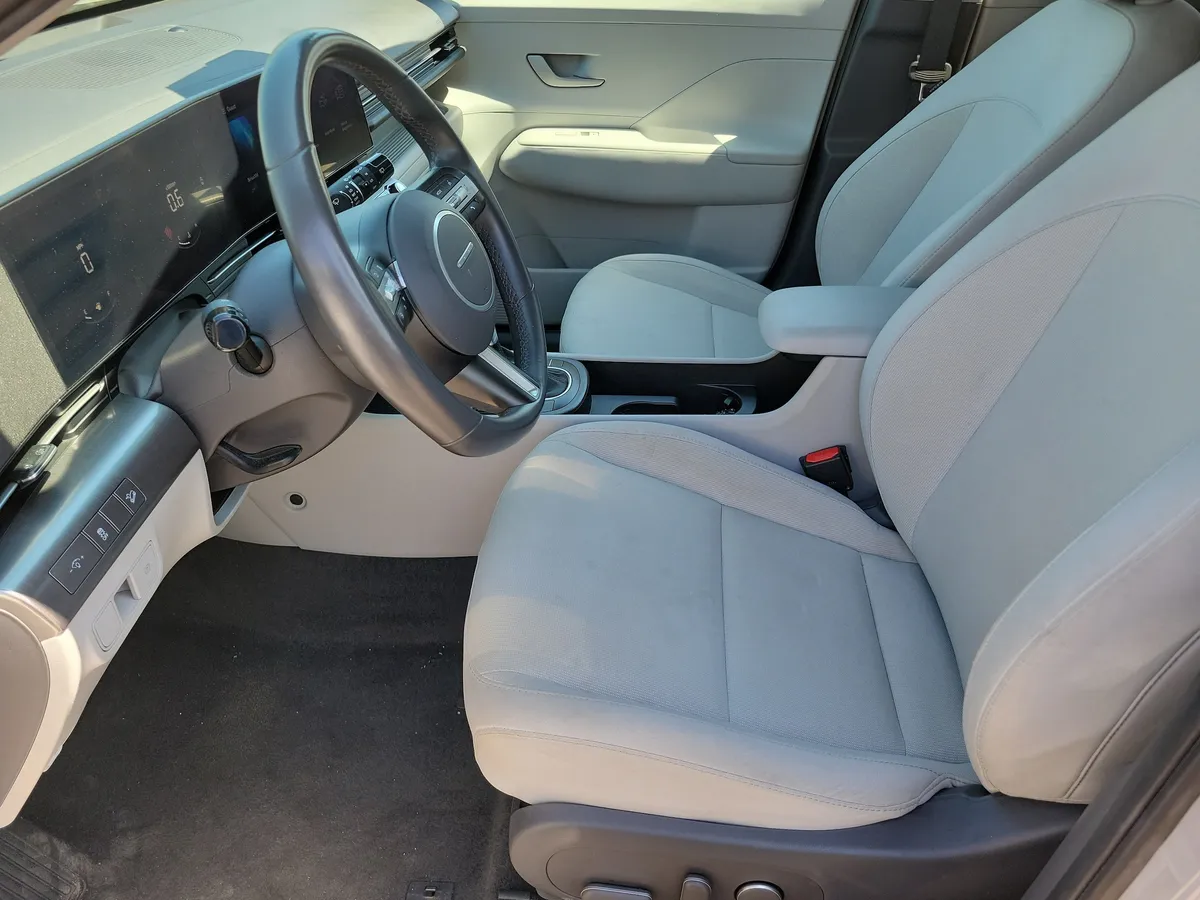 2024 Hyundai Kona SEL thumbnail 10