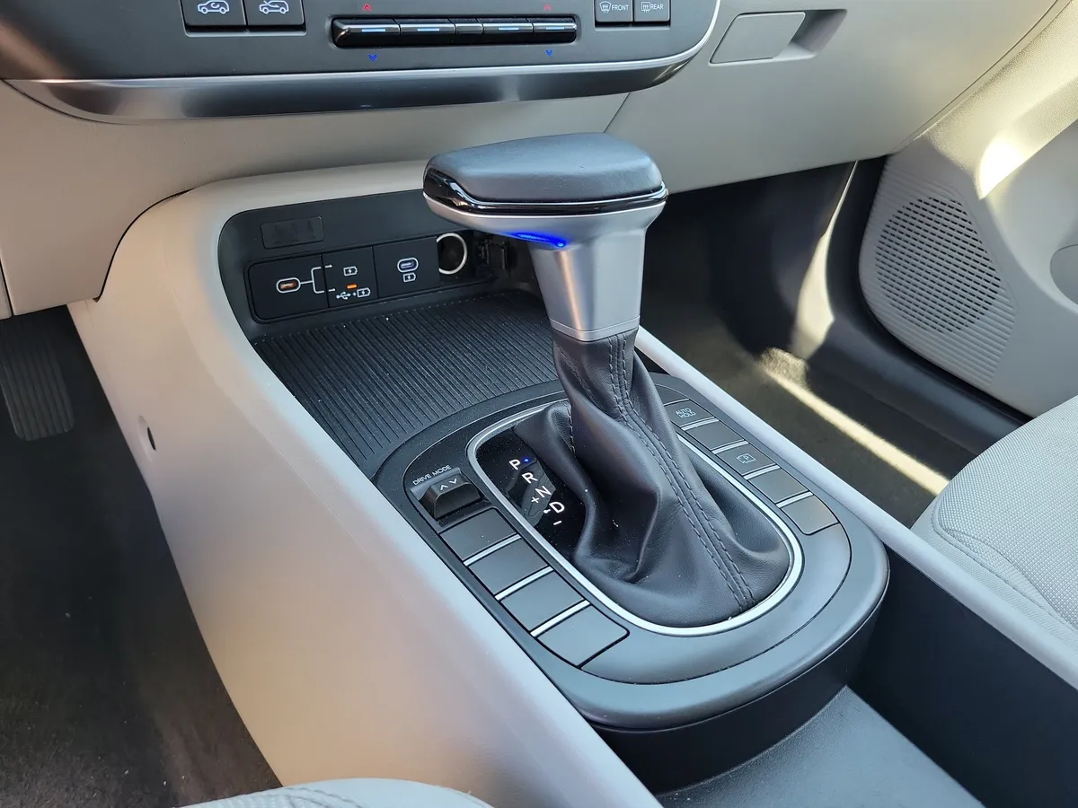 2024 Hyundai Kona SEL thumbnail 20