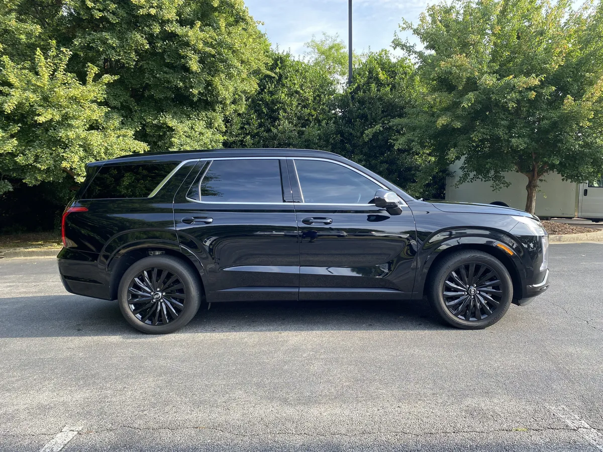 2024 Hyundai Palisade Calligraphy Night Edition thumbnail 9