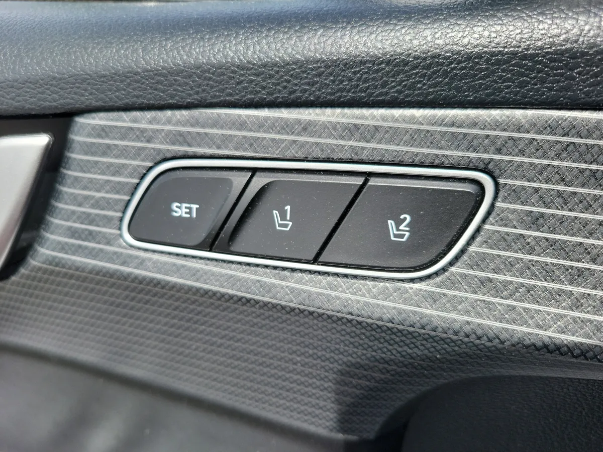 2024 Hyundai Palisade Limited thumbnail 7