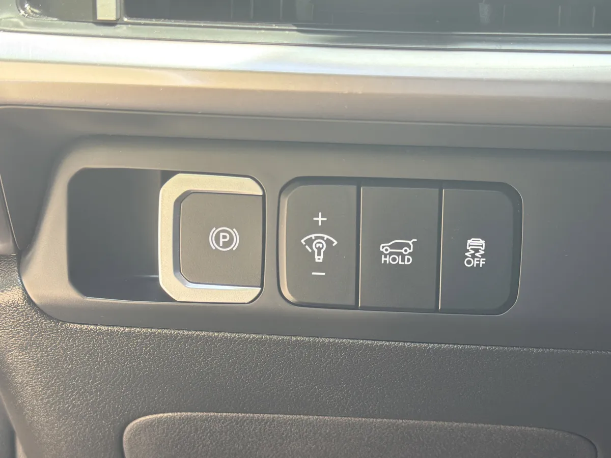 2024 Hyundai Santa Fe SEL thumbnail 16