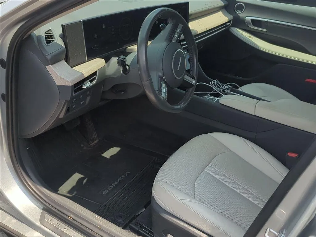 2024 HYUNDAI SONATA HYBRID Limited thumbnail 5