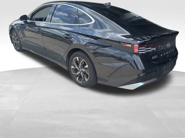 2024 Hyundai Sonata SEL thumbnail 6