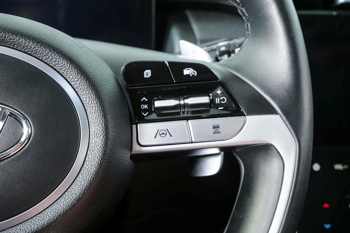 2024 HYUNDAI TUCSON HYBRID Limited thumbnail 12