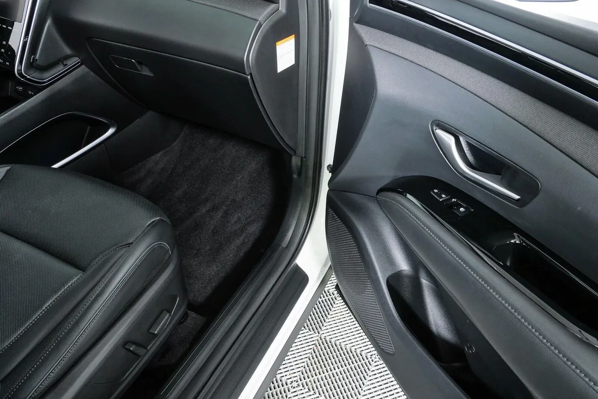 2024 HYUNDAI TUCSON HYBRID Limited thumbnail 26