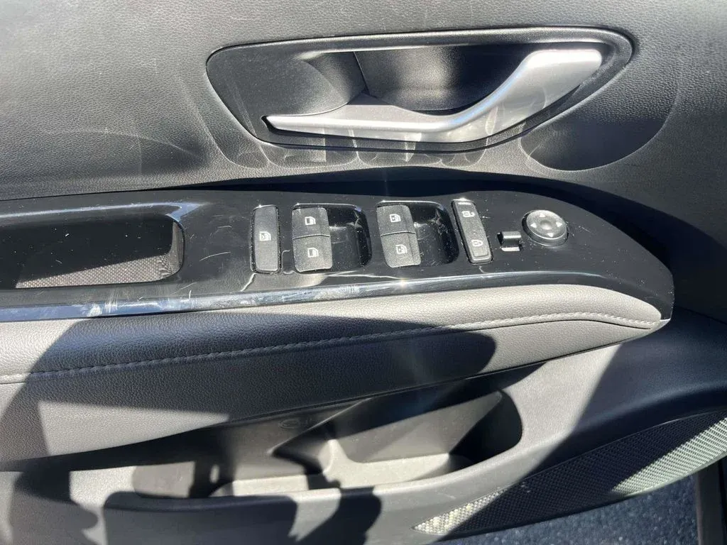 2024 Hyundai Tucson Hybrid SEL Convenience thumbnail 16