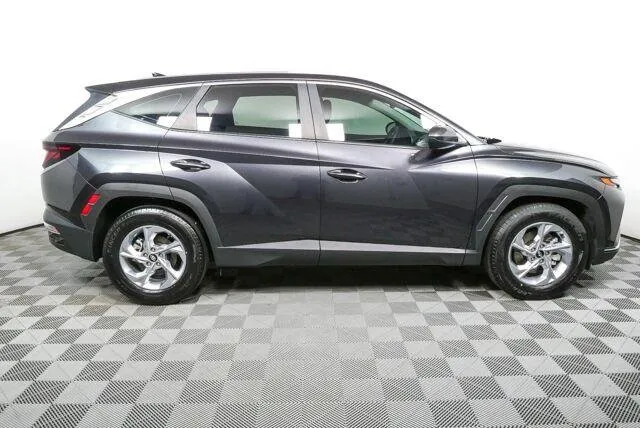 2024 HYUNDAI TUCSON SE thumbnail 2