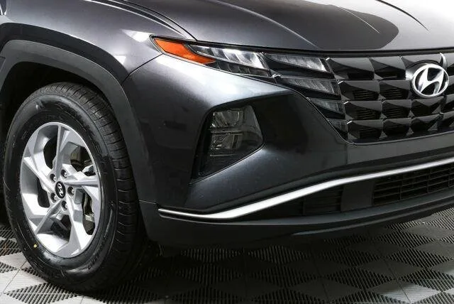 2024 HYUNDAI TUCSON SE thumbnail 31