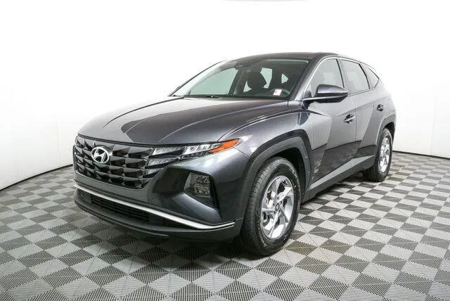 2024 HYUNDAI TUCSON SE thumbnail 4