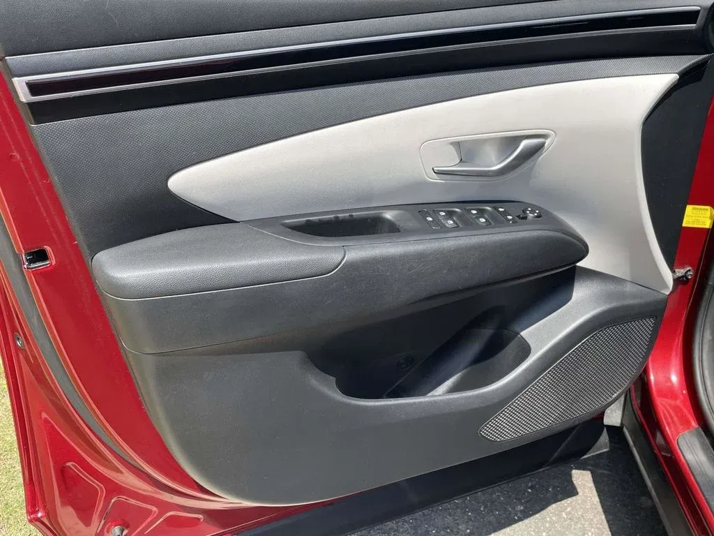 2024 Hyundai Tucson SE thumbnail 13