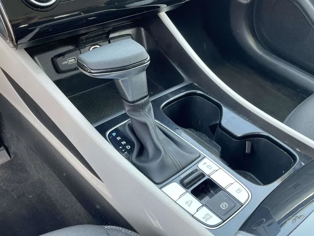 2024 Hyundai Tucson SE thumbnail 18