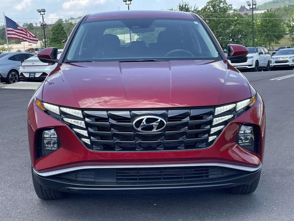 2024 Hyundai Tucson SE thumbnail 8