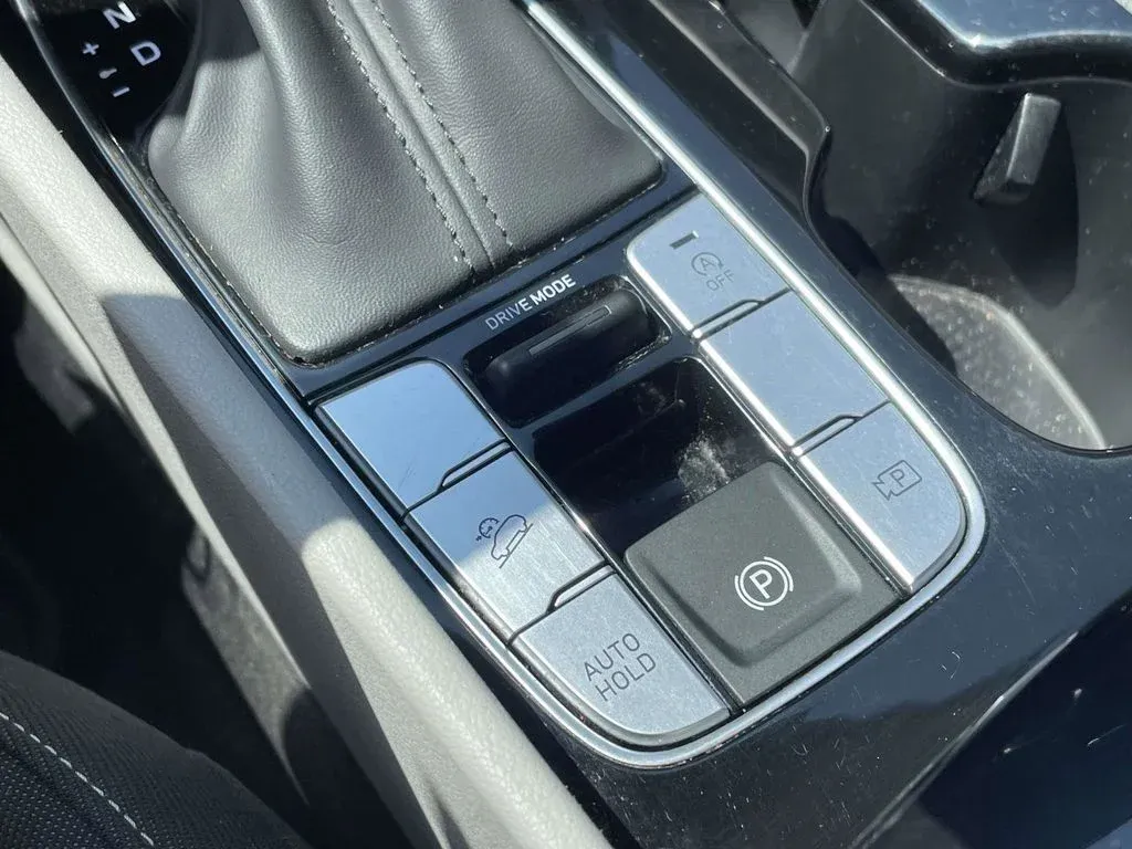 2024 Hyundai Tucson SE thumbnail 19