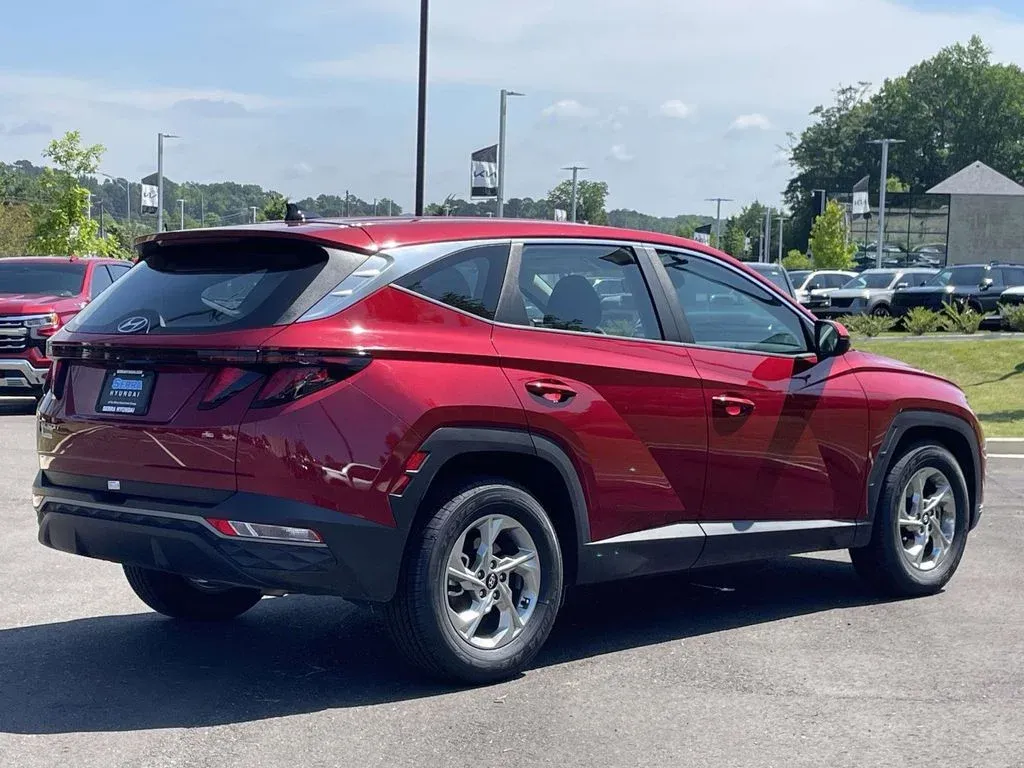 2024 Hyundai Tucson SE thumbnail 4
