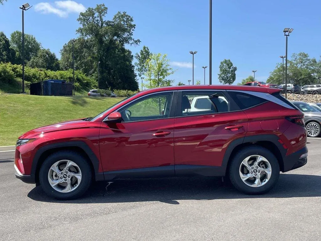 2024 Hyundai Tucson SE thumbnail 7
