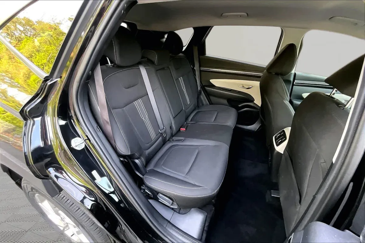 2024 Hyundai Tucson SEL thumbnail 18