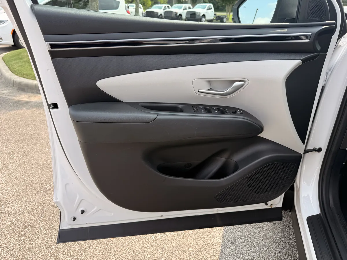 2024 Hyundai Tucson SEL thumbnail 14