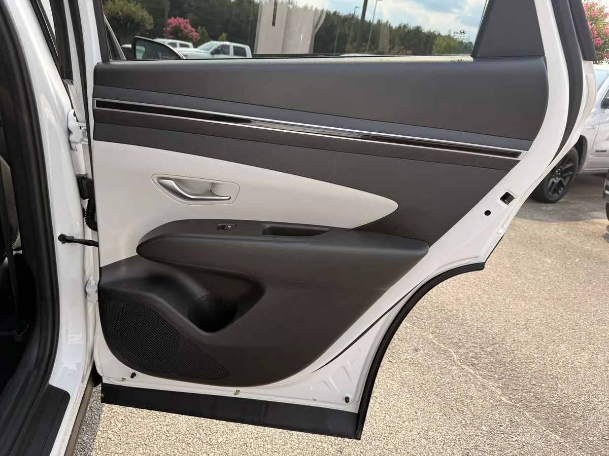 2024 Hyundai Tucson SEL thumbnail 15