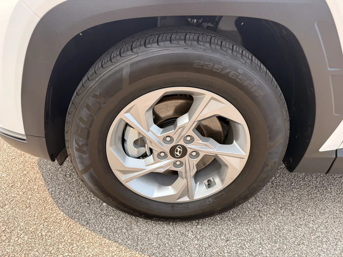 2024 Hyundai Tucson SEL thumbnail 16