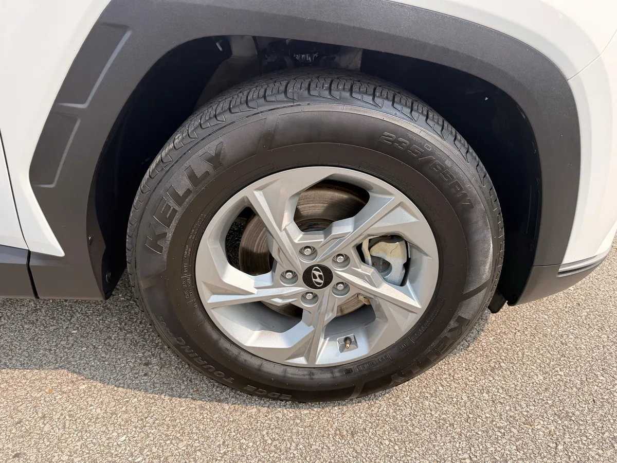 2024 Hyundai Tucson SEL thumbnail 17