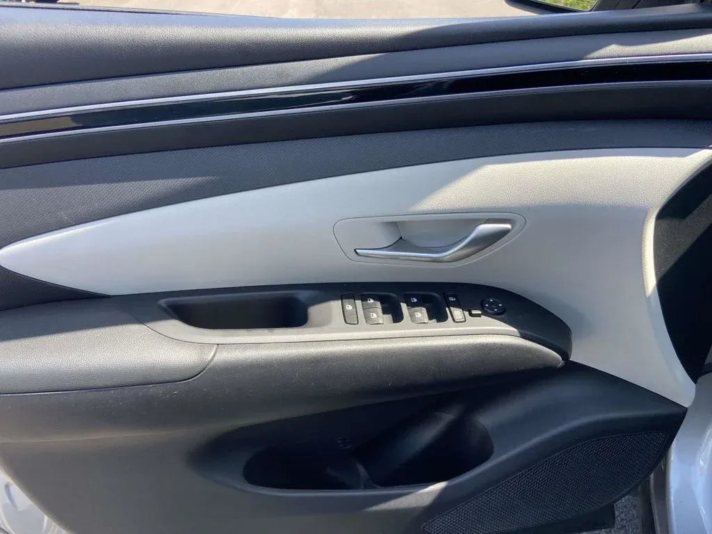 2024 Hyundai Tucson SEL thumbnail 18
