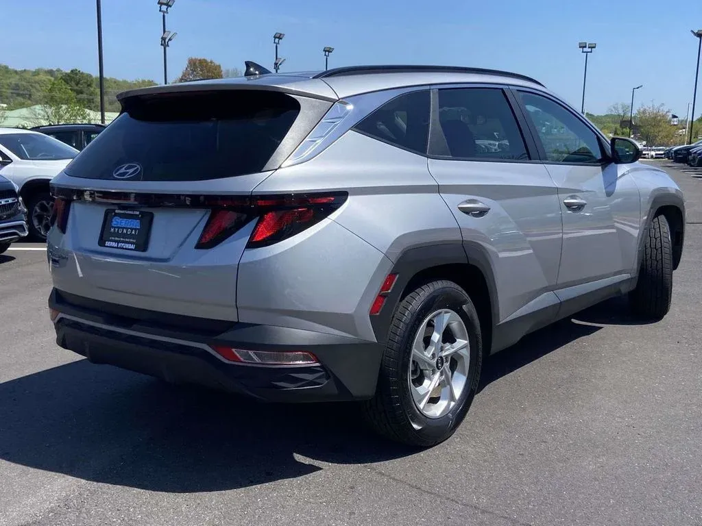 2024 Hyundai Tucson SEL thumbnail 3