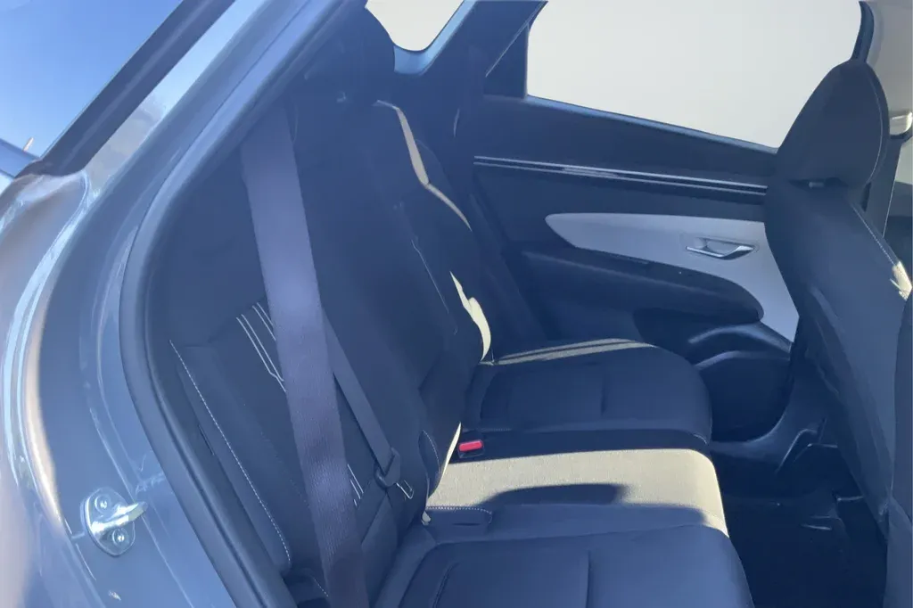 2024 Hyundai Tucson SEL thumbnail 21