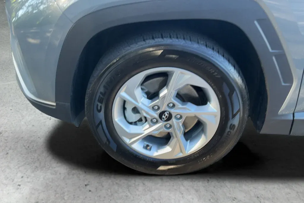 2024 Hyundai Tucson SEL thumbnail 24