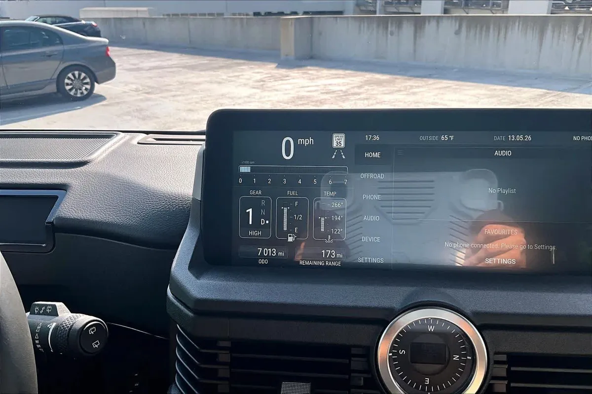 2024 INEOS Grenadier Station Wagon thumbnail 25