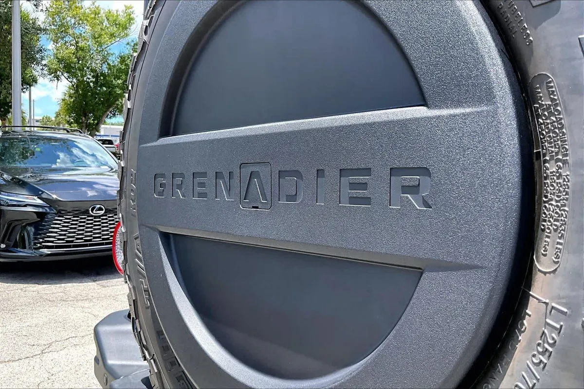 2024 INEOS Grenadier Station Wagon thumbnail 31