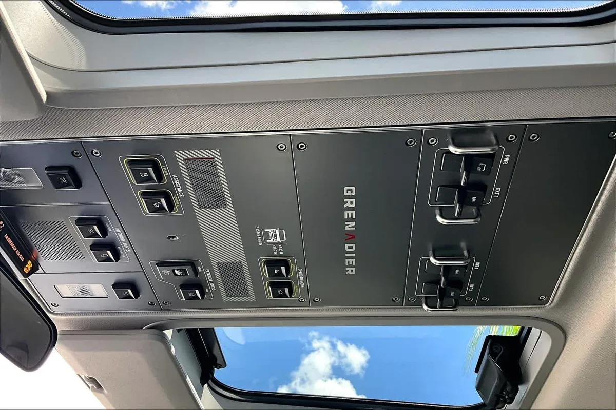 2024 INEOS Grenadier Station Wagon thumbnail 32