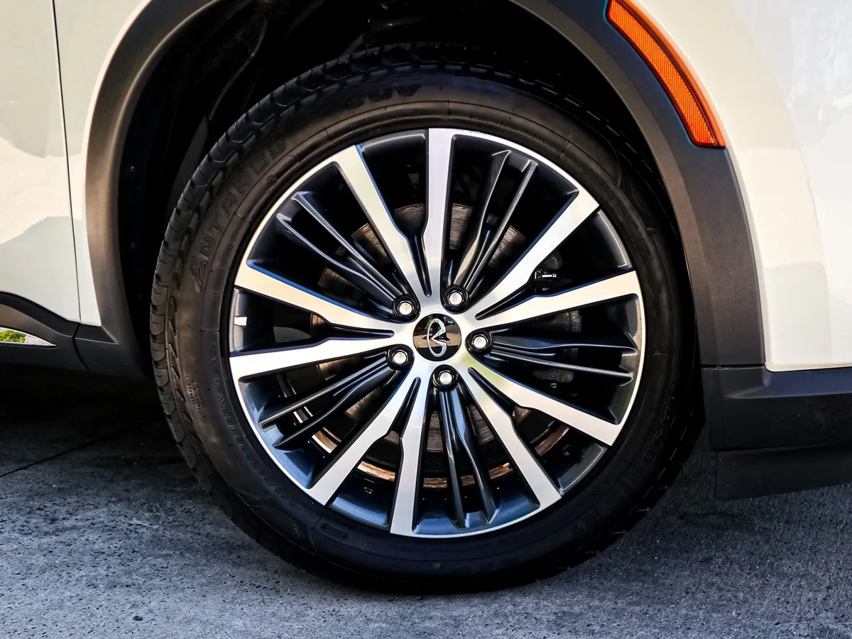 2024 INFINITI QX60 SENSORY thumbnail 12