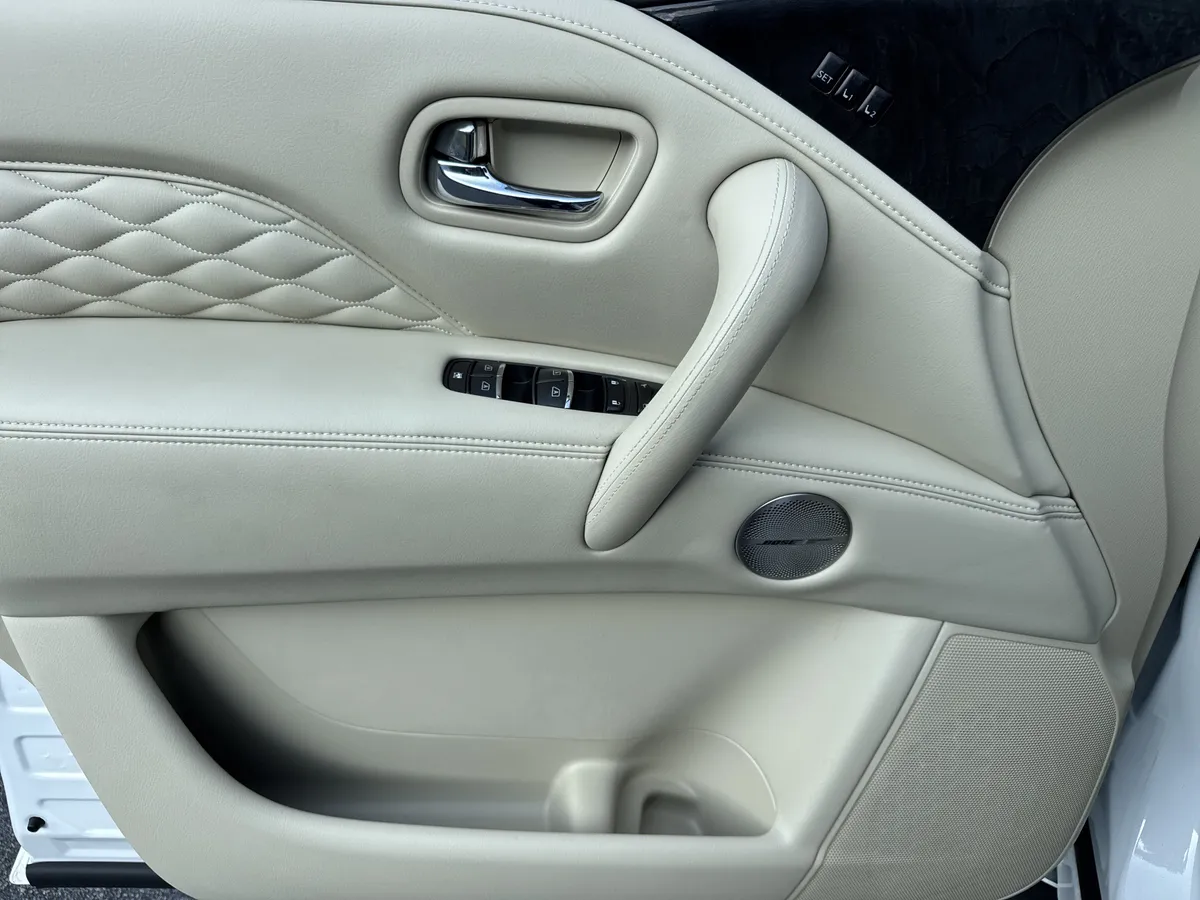 2024 INFINITI QX80 SENSORY thumbnail 11