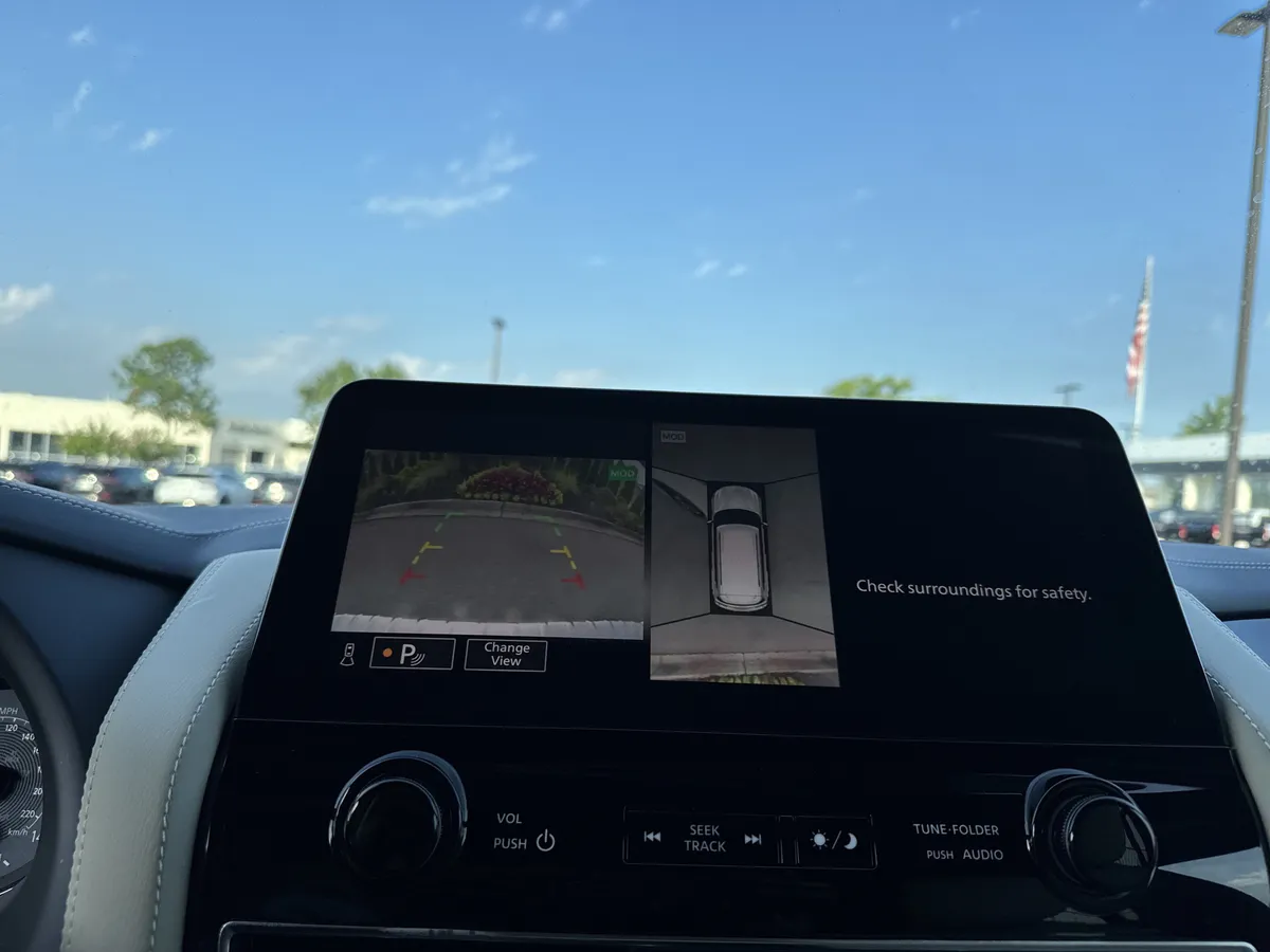 2024 INFINITI QX80 SENSORY thumbnail 26