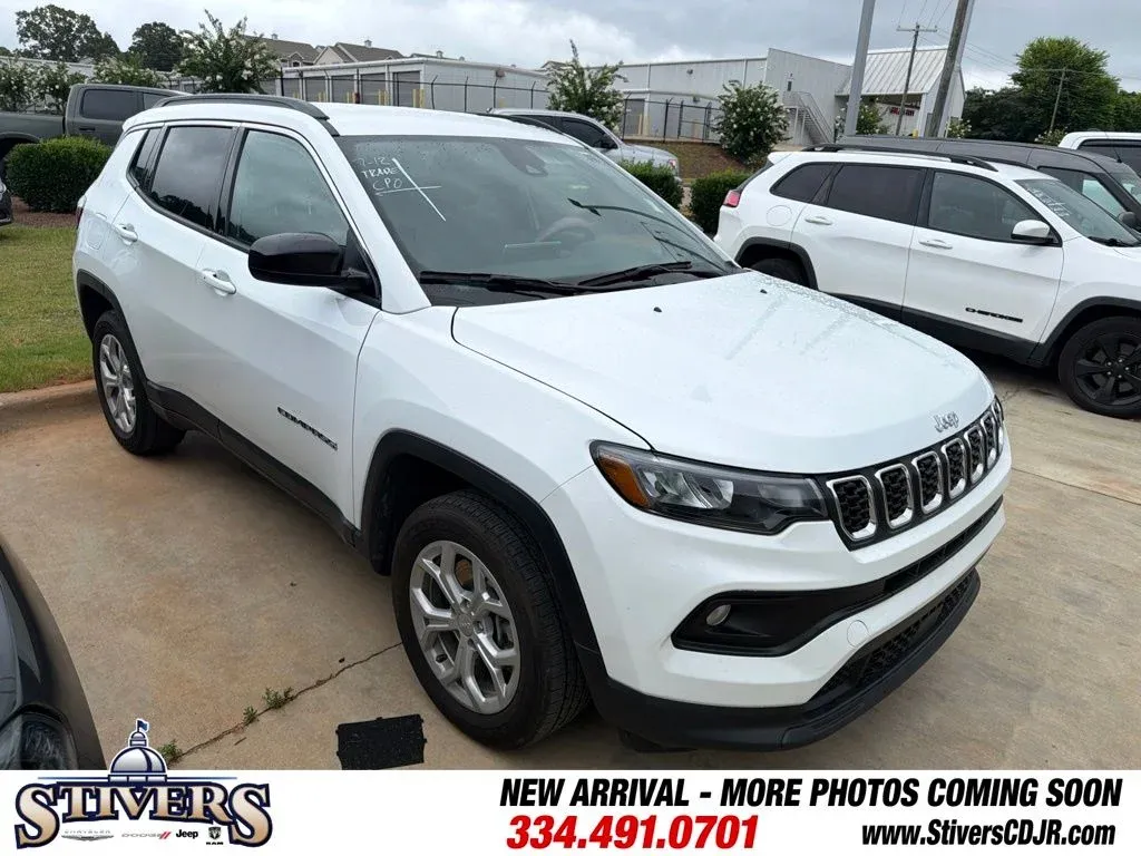 2024 Jeep Compass Latitude thumbnail 10