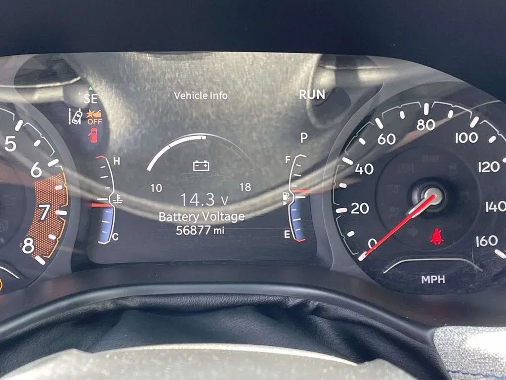 2024 Jeep Compass Latitude thumbnail 22