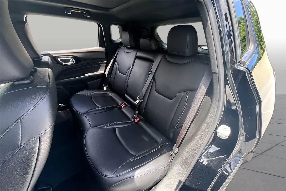 2024 Jeep Compass Limited thumbnail 20