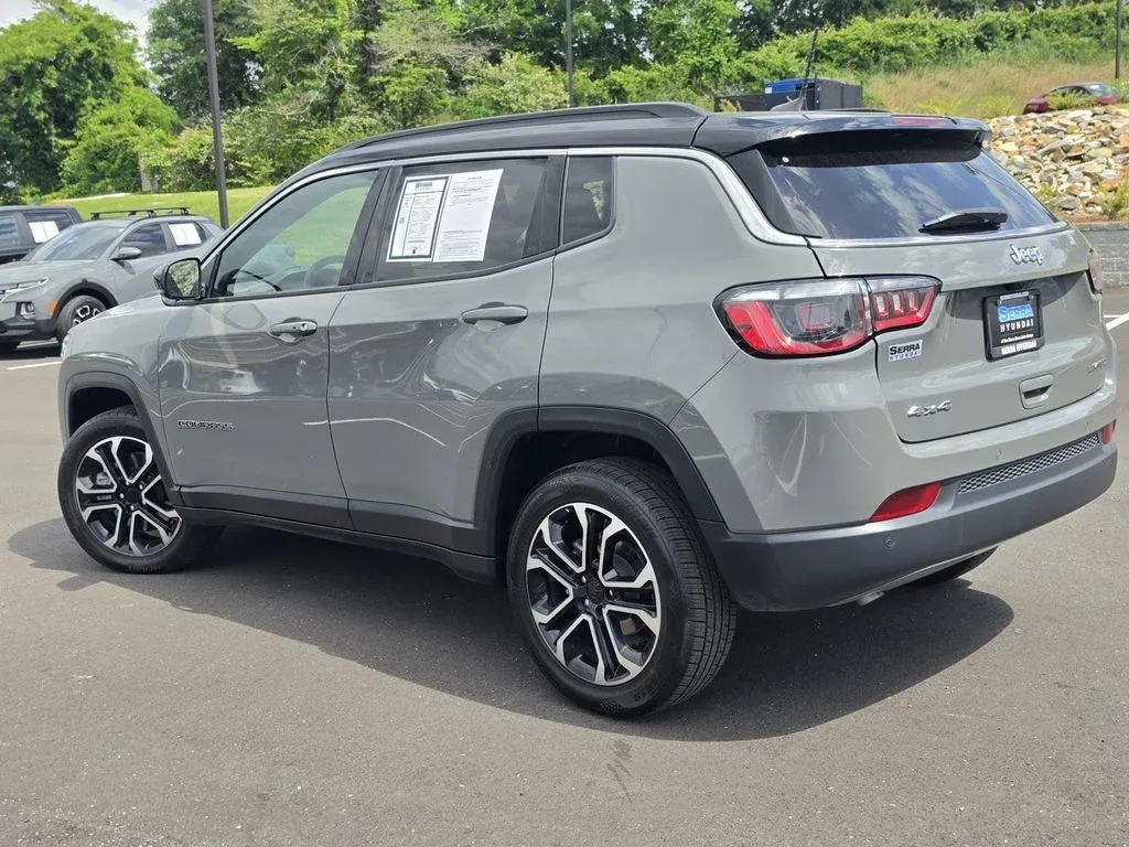 2024 Jeep Compass Limited thumbnail 5