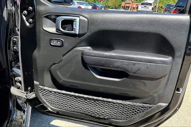 2024 Jeep Gladiator Sport S thumbnail 24